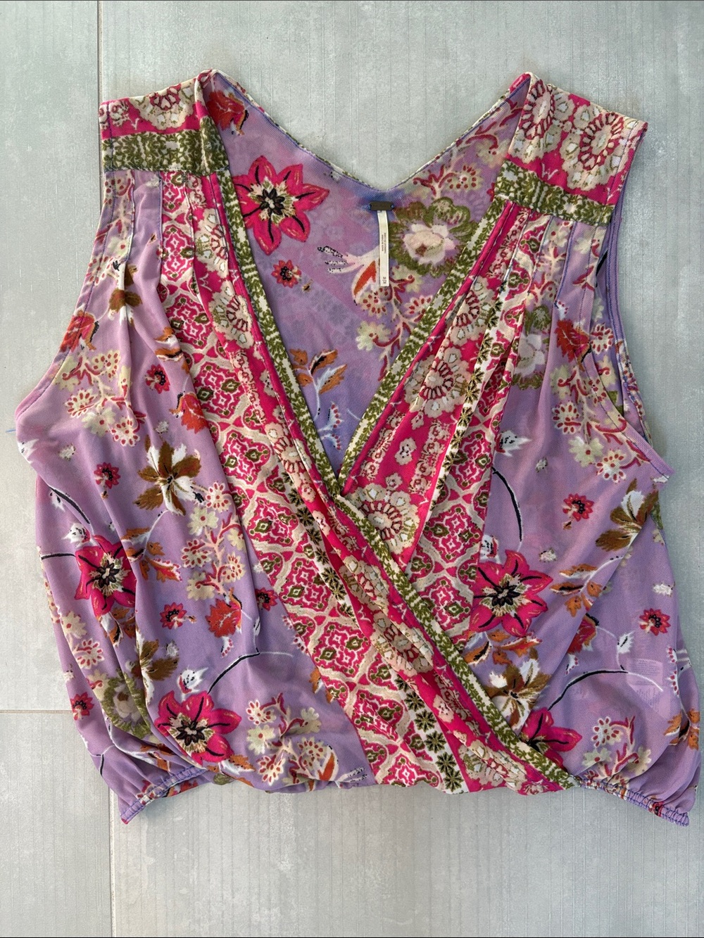 Free People Floral V-Neck Sleeveless Top in Lavender and Pink